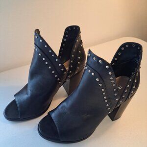 REPORT BLYNN LEATHER ANKLE BOOTS WOMENS SIZE 8 BLACK